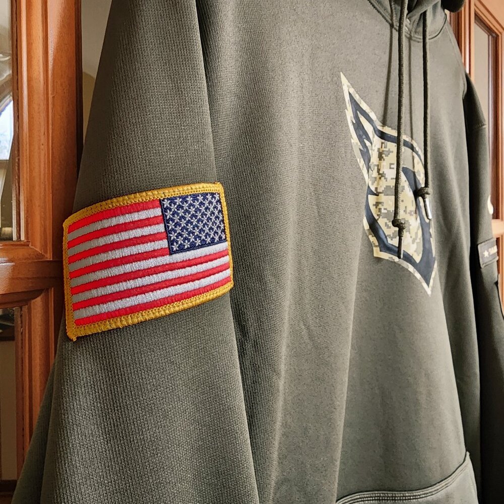 NFL Men's Salute to Service Nike Therma-Fit Hoodie Size Large - Picture 6 of 6